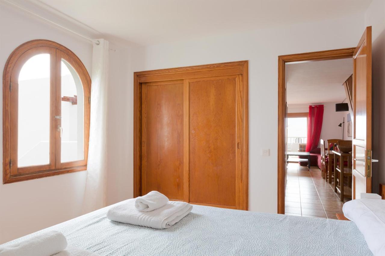 Daruma Apartments 2-Bedroom Duplex With Sea Views Коста-Тегисе Экстерьер фото