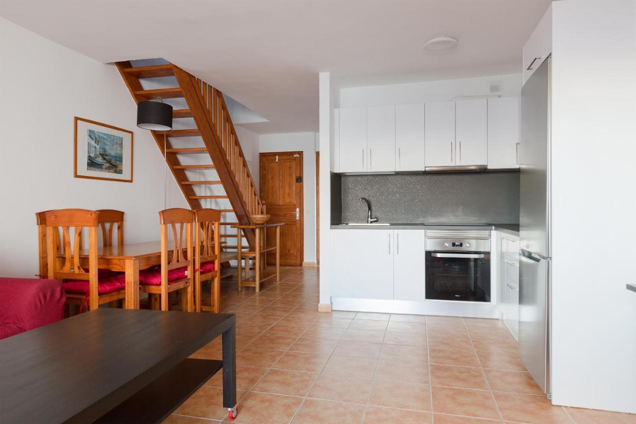 Daruma Apartments 2-Bedroom Duplex With Sea Views Коста-Тегисе Экстерьер фото